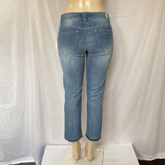 DEMOCRACY Jeans Women’s No Gap Size 4 Light Blue Denim Patched Distressed NWT - Picture 8 of 11